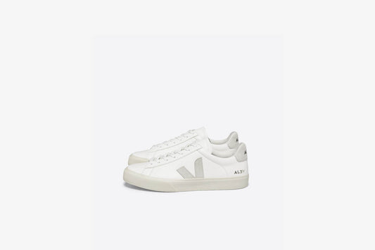 Veja "Campo Chrome Free Leather"  M - Extra White / Natural / Suede