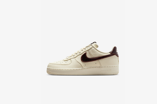 Nike "Air Force 1 07' Low" M - Soft Pearl / Ghost-White