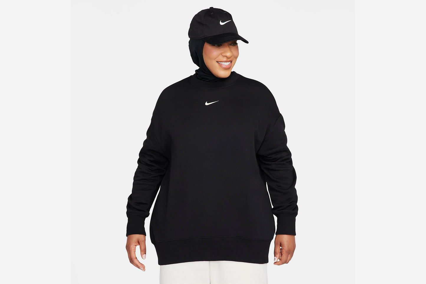 Nike "Sportswear Phoenix Fleece" W - Black / White