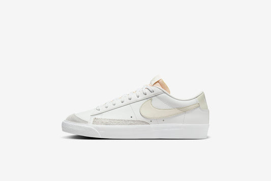 Nike "Blazer Low '77 VNTG" M - Summit White / Sea Glass