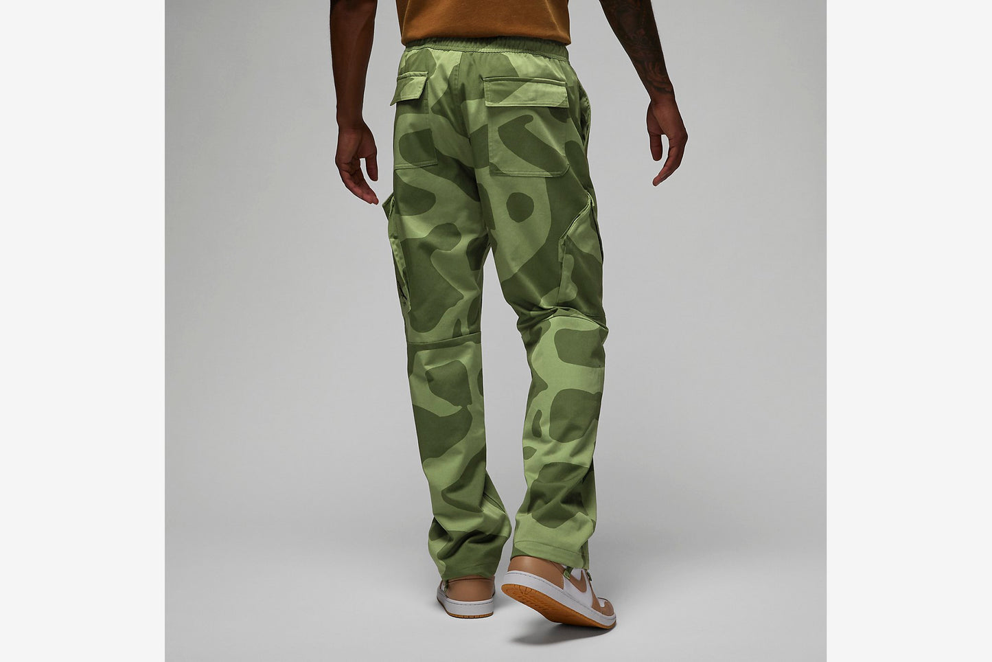 Jordan "Essential Chicago Pant" M - Army Green