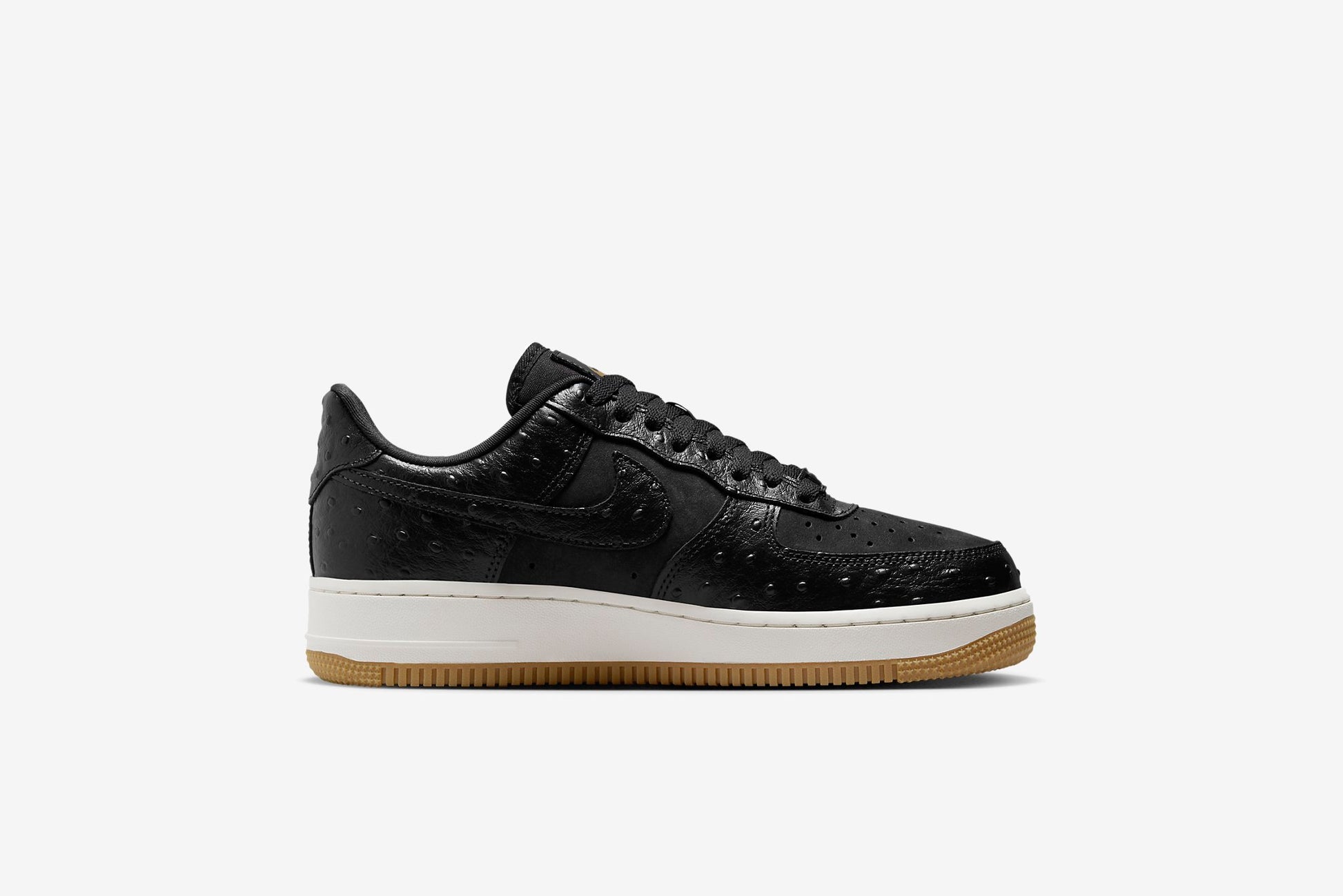 nike air force 1 07 se lx