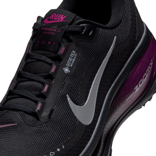 Nike "Vomero 18 GORE-TEX" Womens - Black / Metallic SIlver