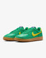 Nike "Field General" W - Stadium Green / Lightening / Sail