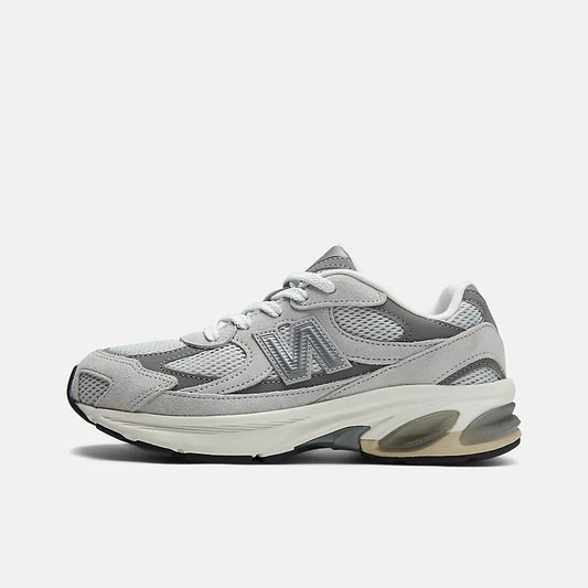 New Balance "2010 Lace" Grade School - Grey / Grey
