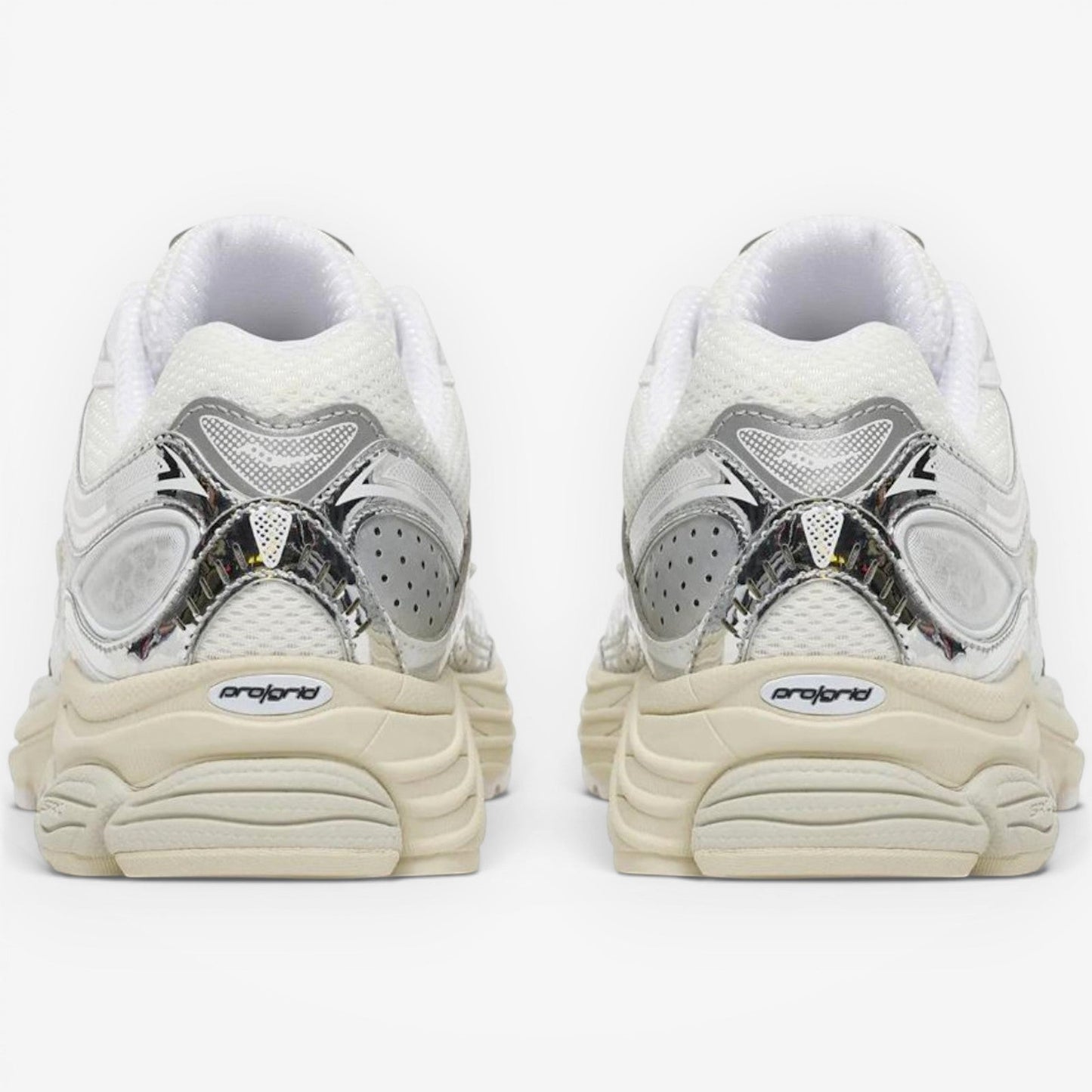 Saucony " Progrid Omni 9 " Mens - White / Eggshell