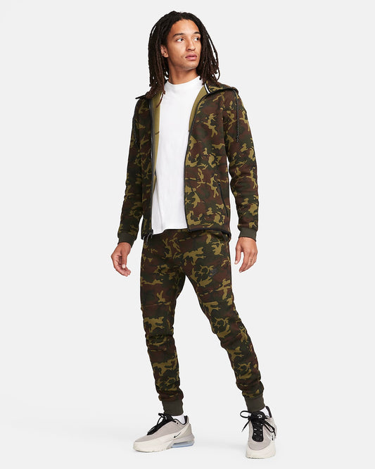 Nike "Sportswear Tech Fleece Pant" M - Camo