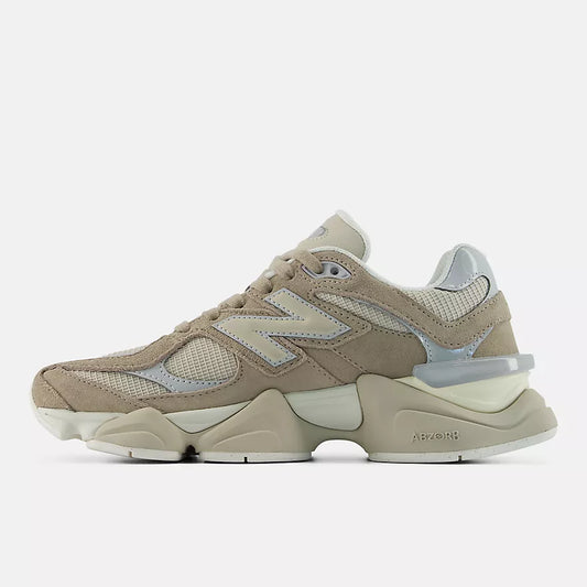 New Balance "9060" Mens - Driftwood / Timberwolf
