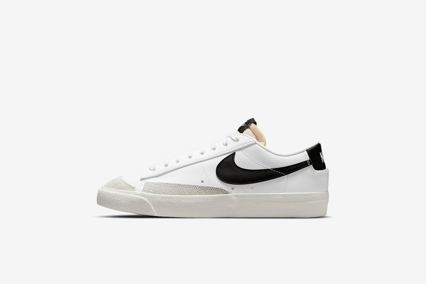 Nike blazer low black sail Clearance