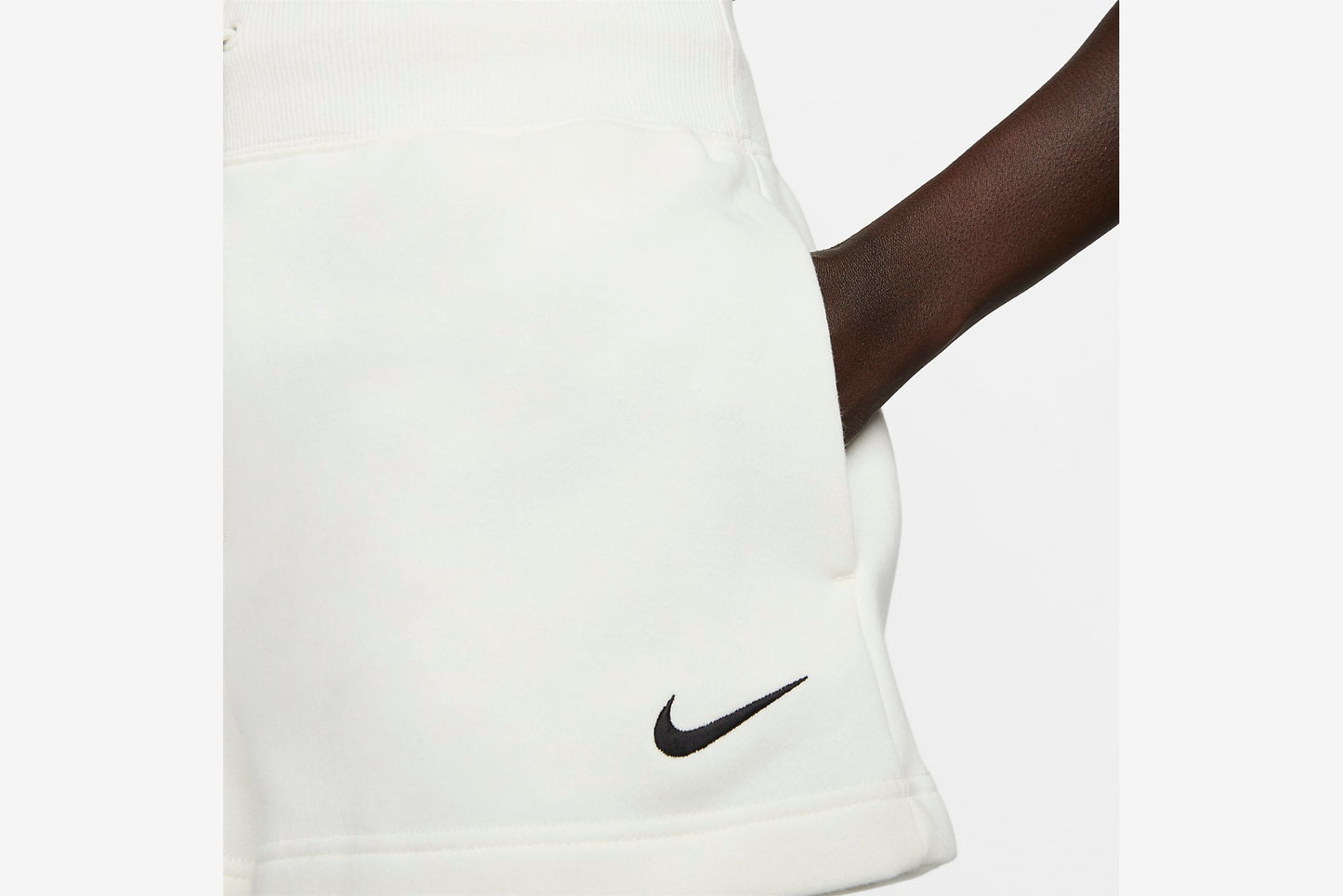 Nike "Sportswear Phoenix Fleece Shorts" W - Sail/Black